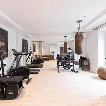 Gatsby Chic & Elegance & Billiards & Fitness & Luxury Apartment Cannes